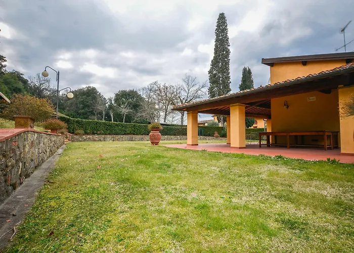 منزل ريفي Il Borgo Di Castelletti Country